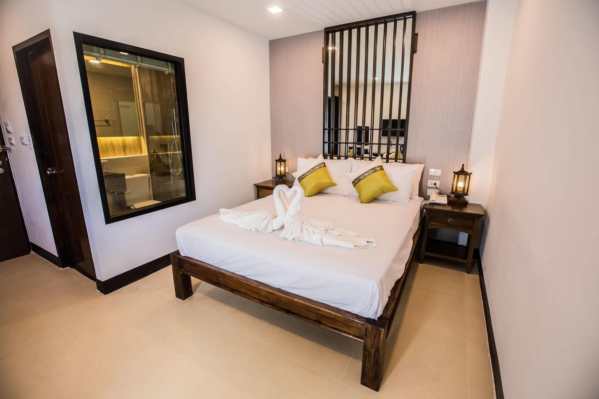 C Hotel Boutique And Comfort Chiang Mai Buitenkant foto