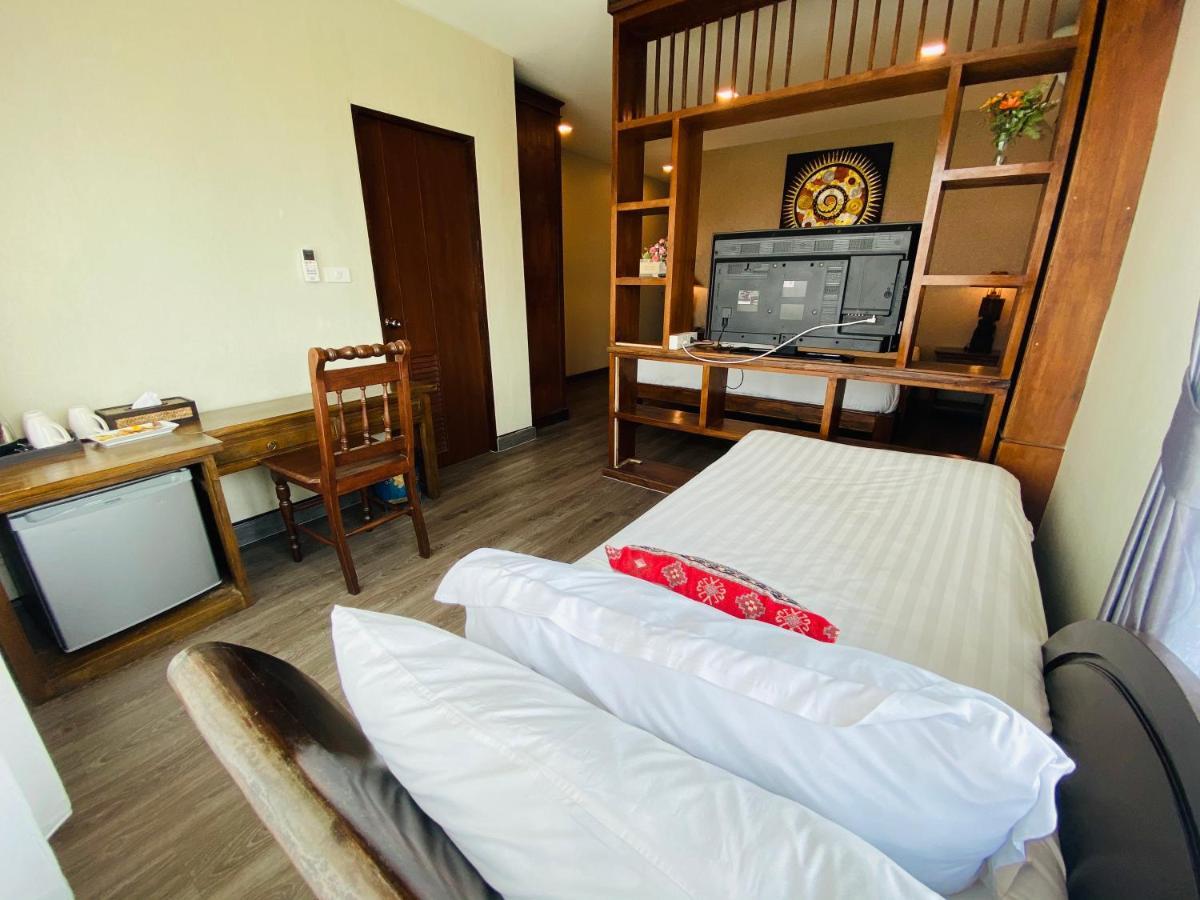 C Hotel Boutique And Comfort Chiang Mai Buitenkant foto